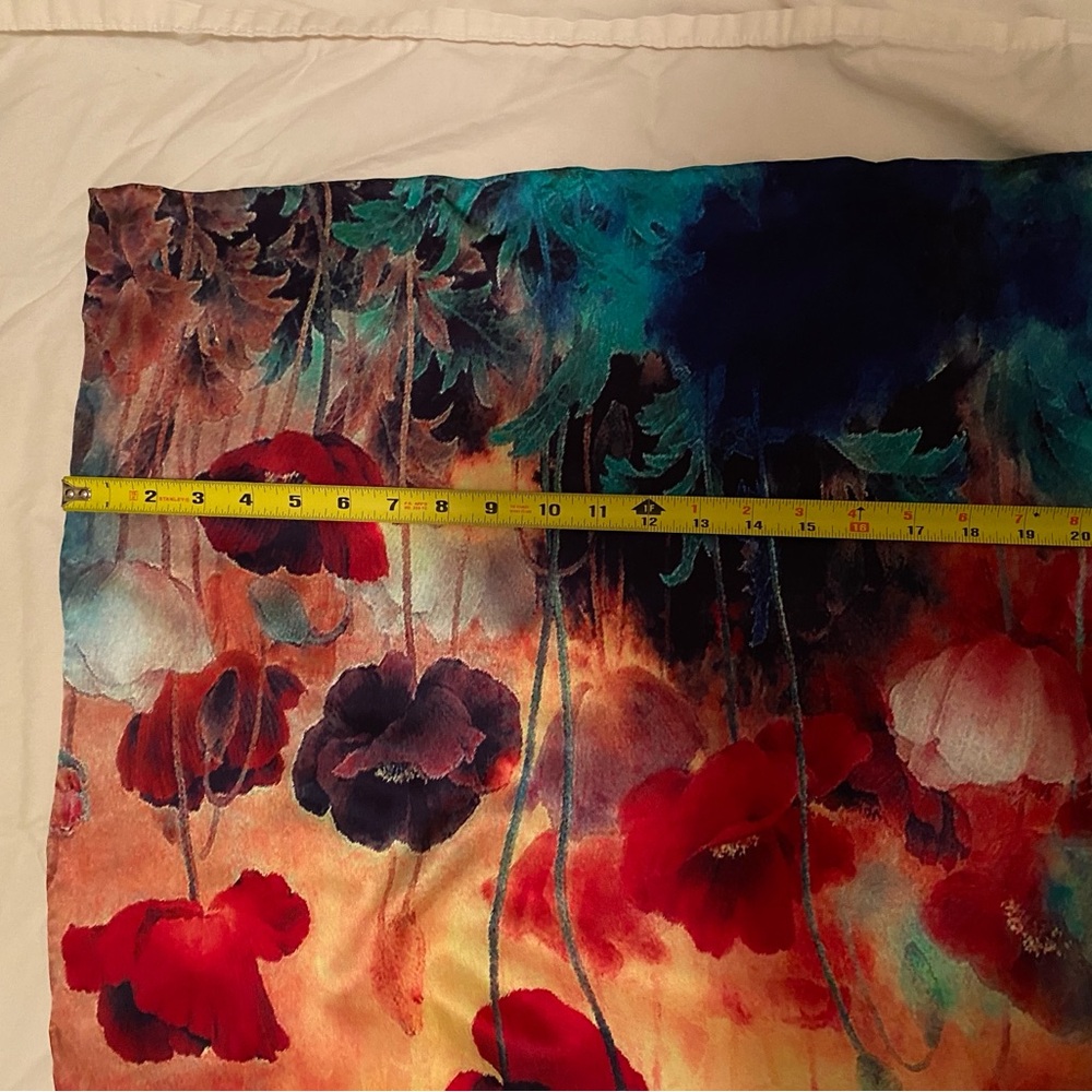 New Handmade 100% Silk Vibrant Floral Scarf Wrap - Picture 7 of 10